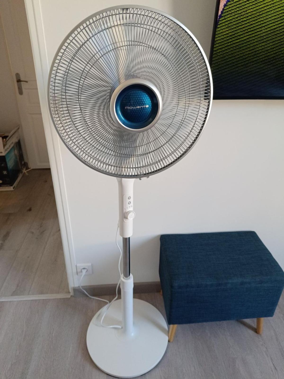 Cocon D'Hiver - Netflix & Wifi - Parking Gratuit - Check-In 24H24 - Kit Bebe Inclus - Emplacement Velos - Goodmarning Chalons en Champagne Luaran gambar