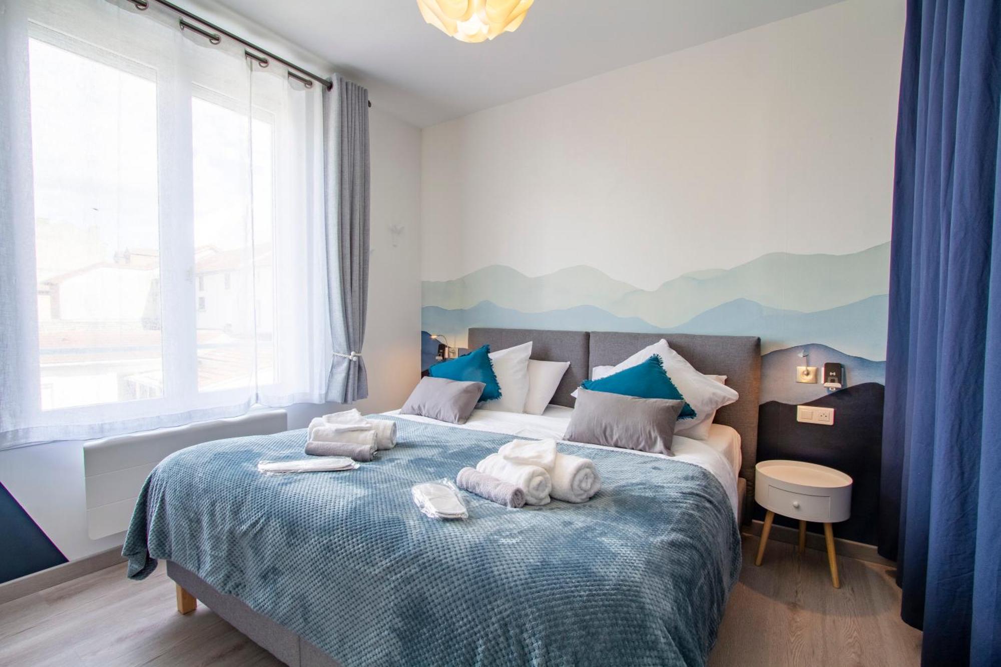 Cocon D'Hiver - Netflix & Wifi - Parking Gratuit - Check-In 24H24 - Kit Bebe Inclus - Emplacement Velos - Goodmarning Chalons en Champagne Luaran gambar