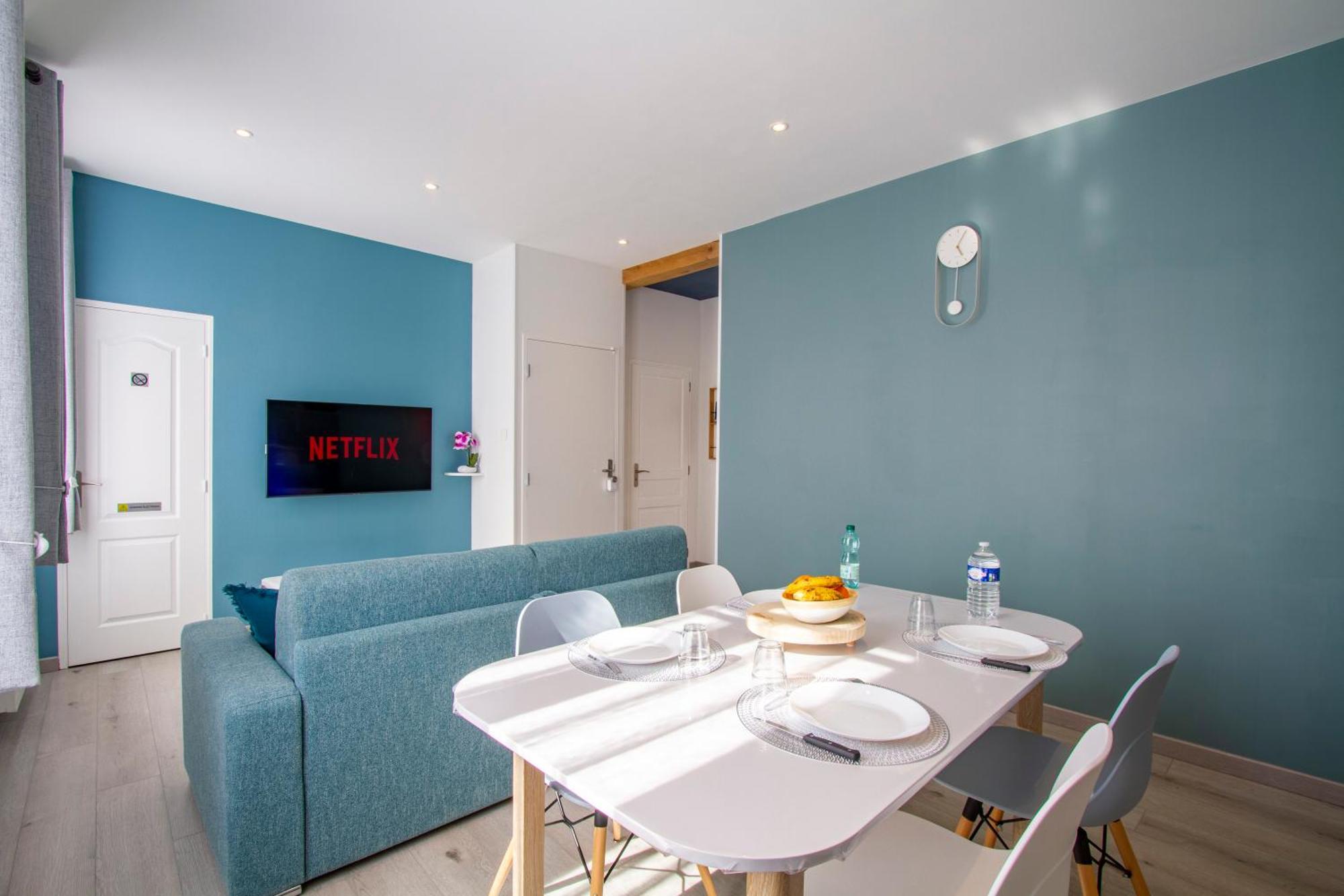 Cocon D'Hiver - Netflix & Wifi - Parking Gratuit - Check-In 24H24 - Kit Bebe Inclus - Emplacement Velos - Goodmarning Chalons en Champagne Luaran gambar